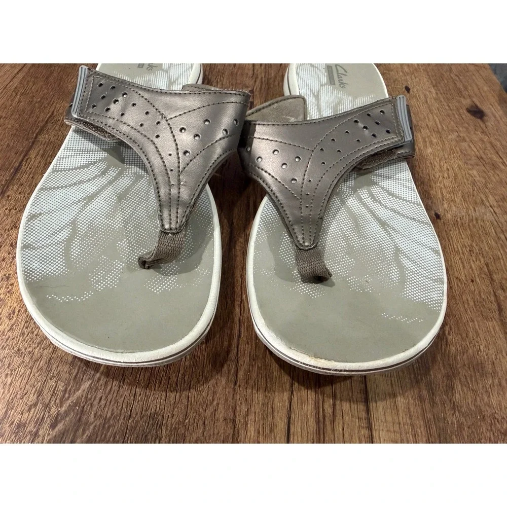 Clarks Women's Brinkley Star Pewter Metallic Thong Sandals Flip‎ Flops Size 10M